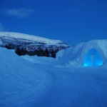 Eingang zum Schneehotel Bjorli