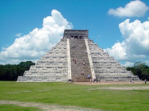 Chichén-Itzá: Pirámide de Kukulcán