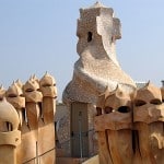 Schornsteine auf dem Dach der Casa Mila