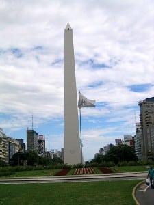 Obelisk an der Avenida 9 de Julio in Buenos Aires