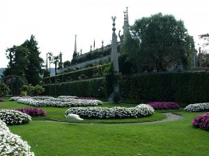 Isola Bella: Garten mit Pfau