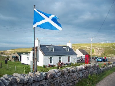 Schottische Flagge an der Nordküste in Durness