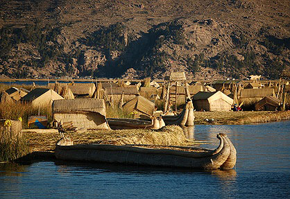 Schwimmende Insel auf dem Titicaca-See