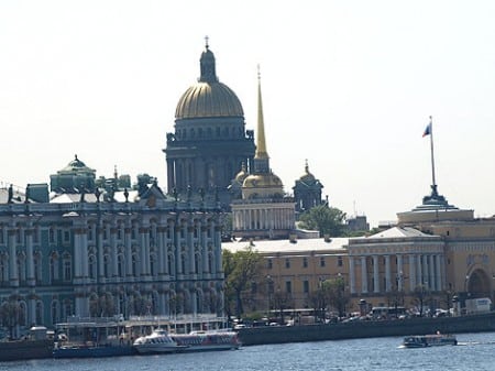 Isaak Kathedrale mit Admiralität im Vordergrund