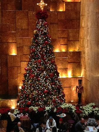 Christbaum im Trump Tower