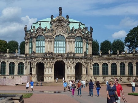 Dresdner Zwinger Wallpavillion