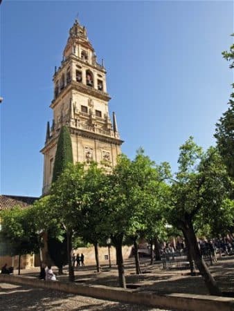 Turm der Mezquita in Cordoba