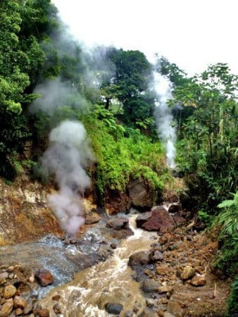 heißes Wasser in Dominica
